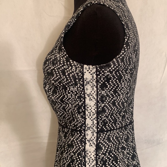 ETCETERA Size 0, Black and White Sleeveless Dress, Pit to Pit 16”, NWT - Picture 10 of 10